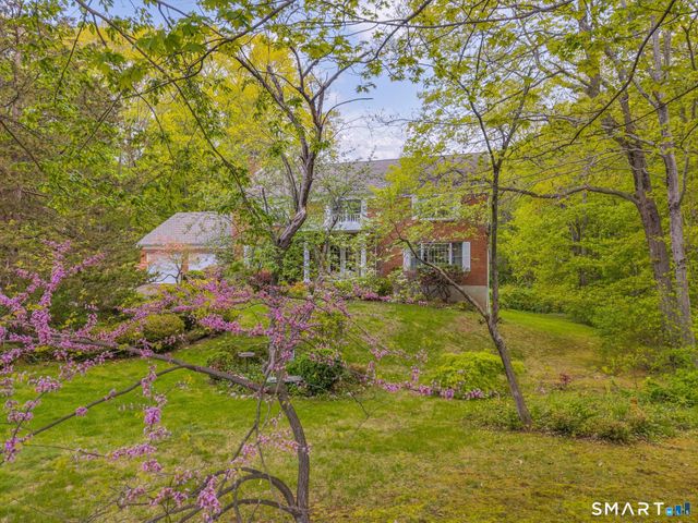 30 Philson Court, Cheshire, CT 06410