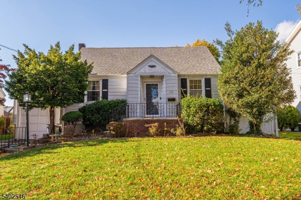 124 Hazley Ave, Rochelle Park Twp., NJ 07662 — exterior