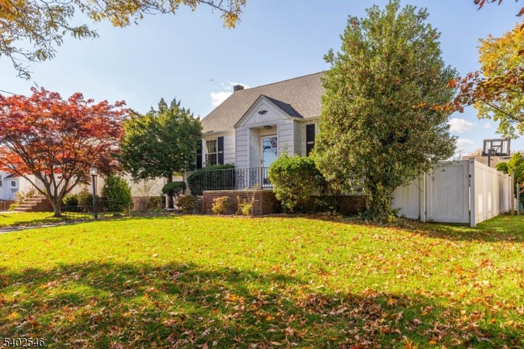 124 Hazley Ave, Rochelle Park Twp., NJ 07662 — photo 2