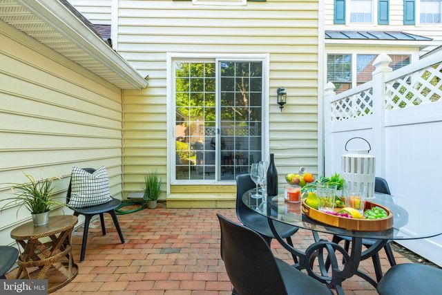 607 ROCKBOURNE MILLS CT, Wallingford, PA 19086
