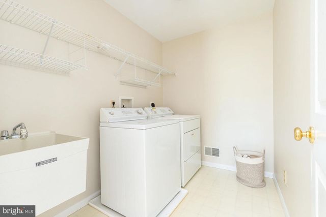607 ROCKBOURNE MILLS CT, Wallingford, PA 19086