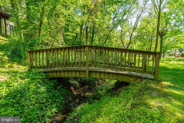 607 ROCKBOURNE MILLS CT, Wallingford, PA 19086