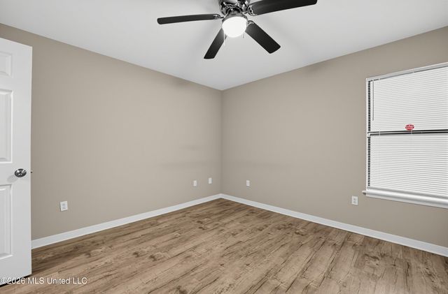 223 One Park Place, Jackson, MS 39212
