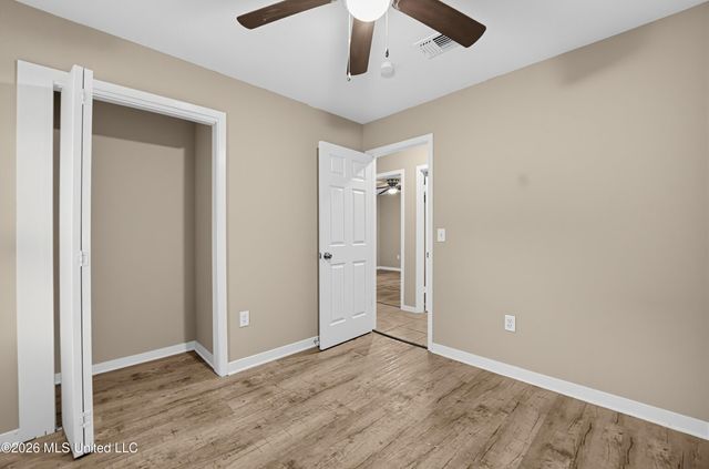 223 One Park Place, Jackson, MS 39212