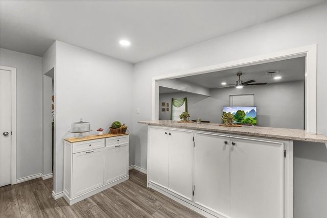 2244 Cambridge Drive, Irving, TX 75061