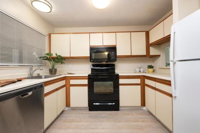 320 Peninsula Avenue 215, San Mateo, CA 94401