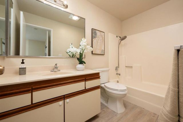 320 Peninsula Avenue 215, San Mateo, CA 94401