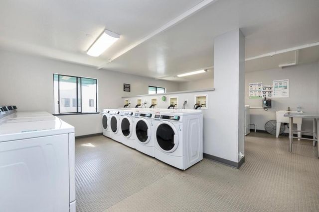 320 Peninsula Avenue 215, San Mateo, CA 94401
