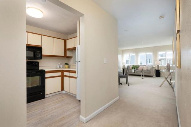 320 Peninsula Avenue 215, San Mateo, CA 94401