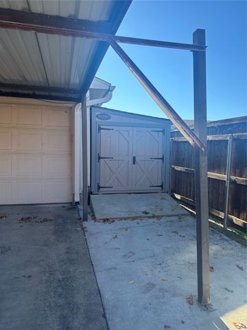 5616 Treese Street, The Colony, TX 75056