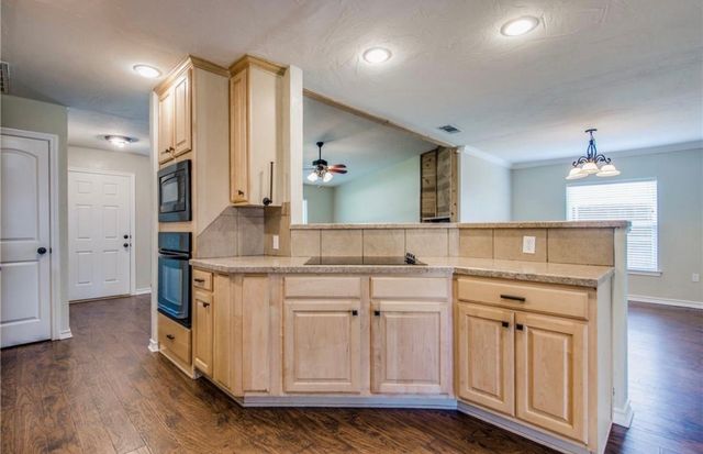 5616 Treese Street, The Colony, TX 75056