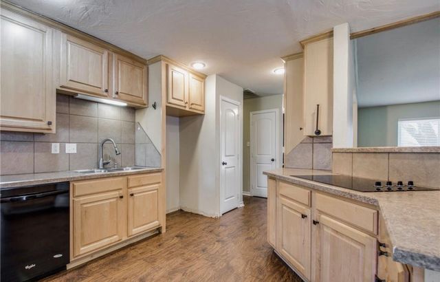 5616 Treese Street, The Colony, TX 75056