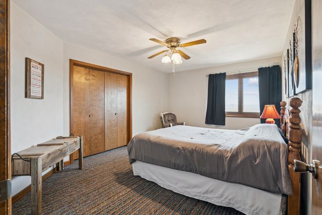 2383 230th Avenue, Grand Mound, IA 52751