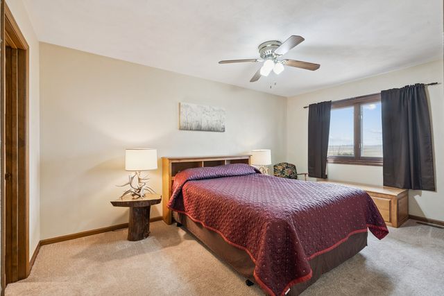 2383 230th Avenue, Grand Mound, IA 52751