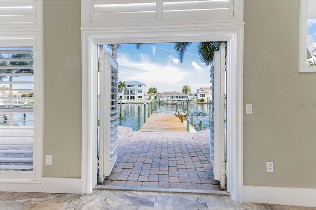 440 PALM ISLAND SE, Clearwater Beach, FL 33767