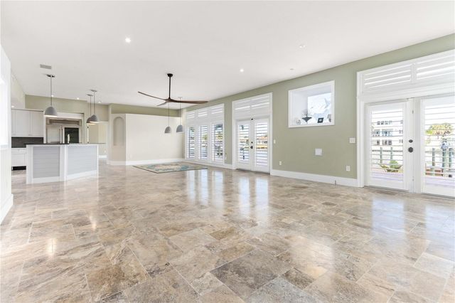 440 PALM ISLAND SE, Clearwater Beach, FL 33767
