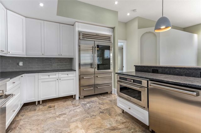 440 PALM ISLAND SE, Clearwater Beach, FL 33767
