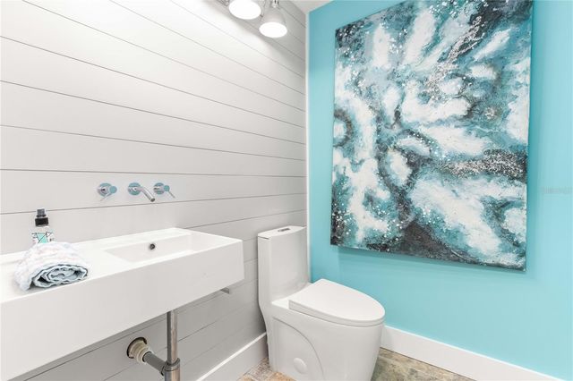 440 PALM ISLAND SE, Clearwater Beach, FL 33767