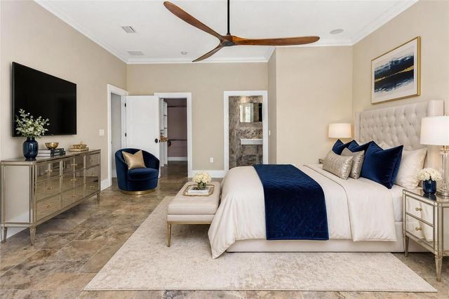 440 PALM ISLAND SE, Clearwater Beach, FL 33767