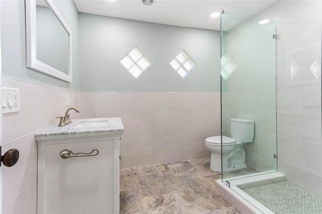440 PALM ISLAND SE, Clearwater Beach, FL 33767