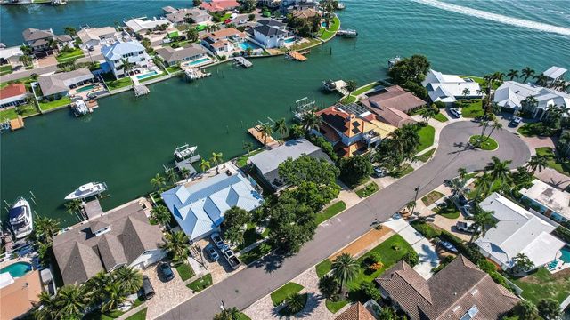440 PALM ISLAND SE, Clearwater Beach, FL 33767