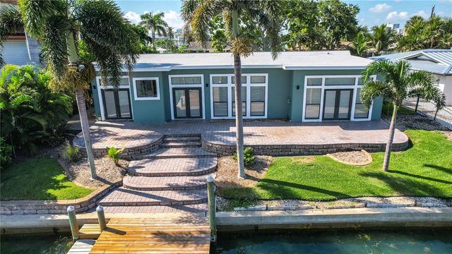 440 PALM ISLAND SE, Clearwater Beach, FL 33767