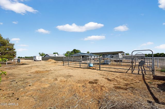 6802 N CITRUS Road, Waddell, AZ 85355