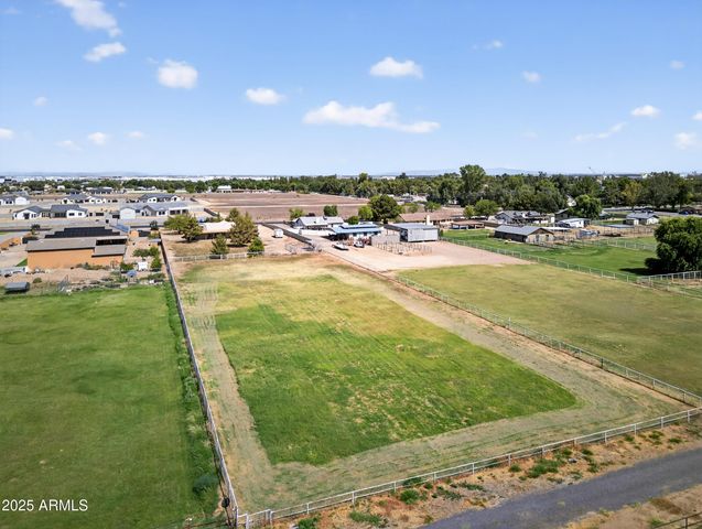 6802 N CITRUS Road, Waddell, AZ 85355