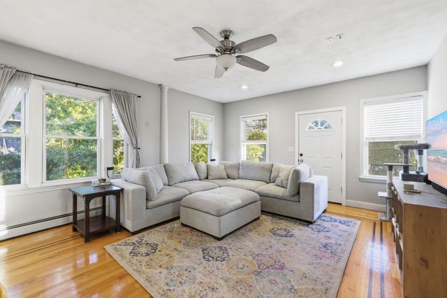 648 Merrimack Ave, Dracut, MA 01826