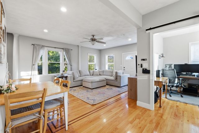 648 Merrimack Ave, Dracut, MA 01826