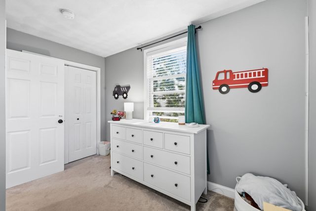 648 Merrimack Ave, Dracut, MA 01826