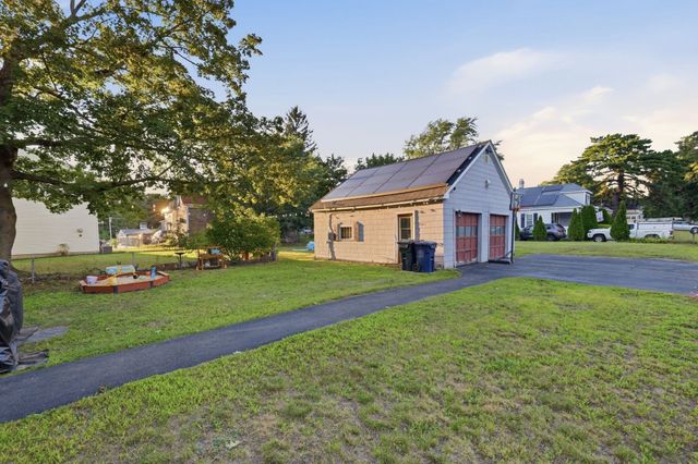 648 Merrimack Ave, Dracut, MA 01826