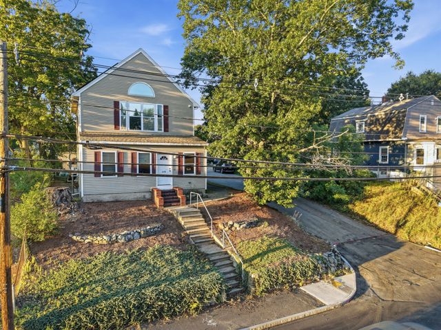 648 Merrimack Ave, Dracut, MA 01826