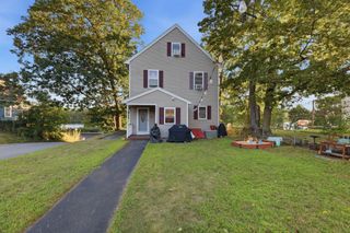 648 Merrimack Ave, Dracut, MA 01826