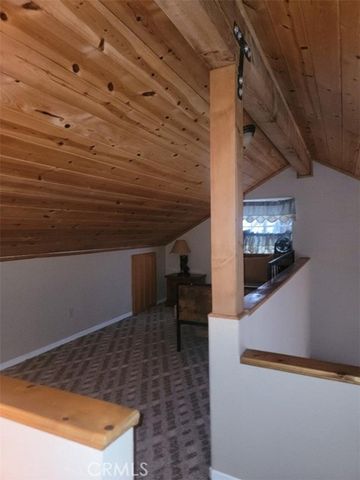 23883 Zuger, Crestline, CA 92325