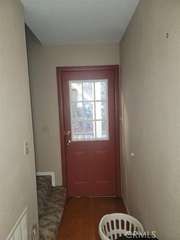 23883 Zuger, Crestline, CA 92325