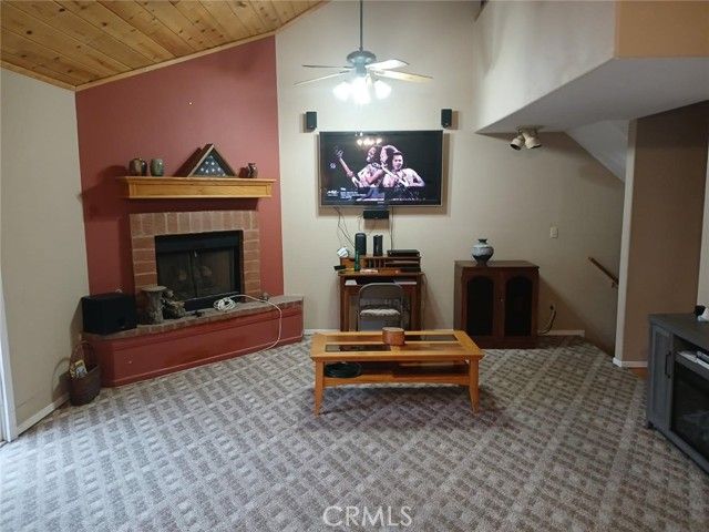 23883 Zuger, Crestline, CA 92325