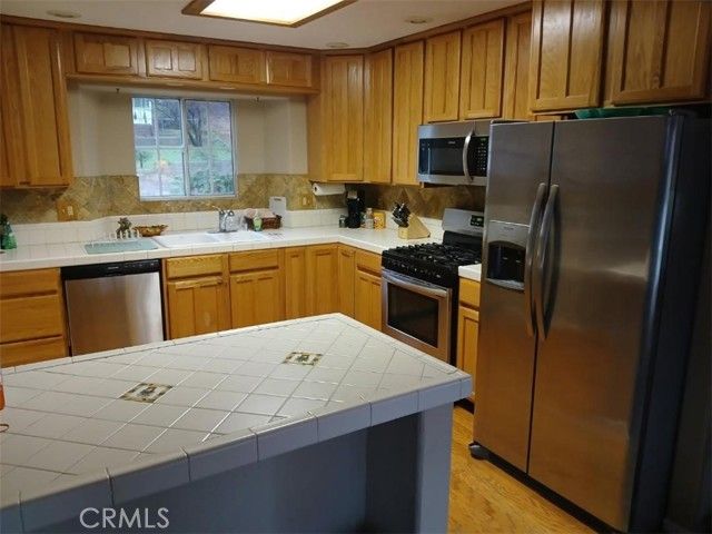 23883 Zuger, Crestline, CA 92325