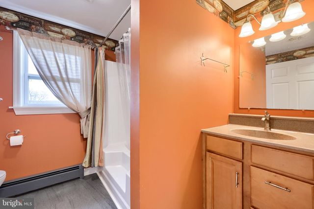 428 FROGTOWN RD, Pequea, PA 17565