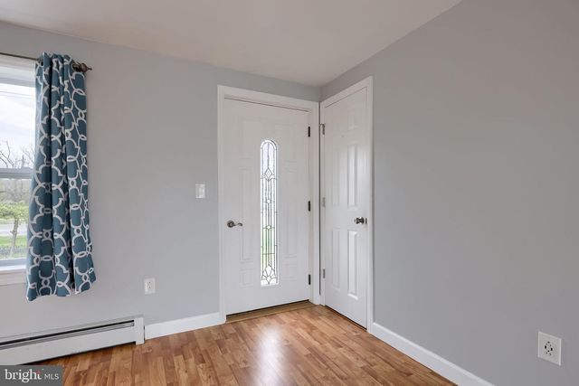 428 FROGTOWN RD, Pequea, PA 17565