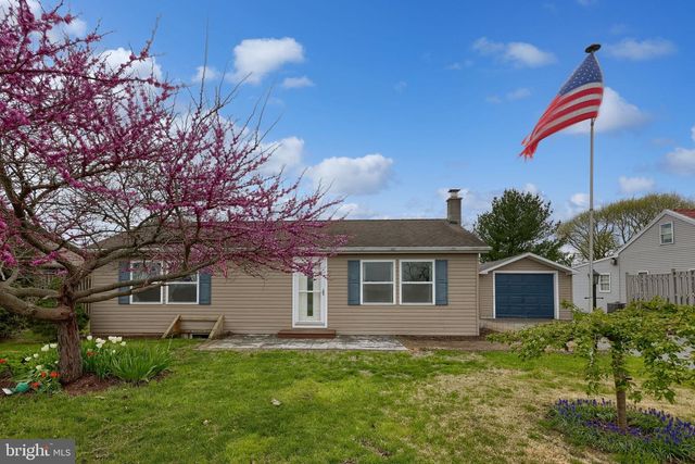 428 FROGTOWN RD, Pequea, PA 17565