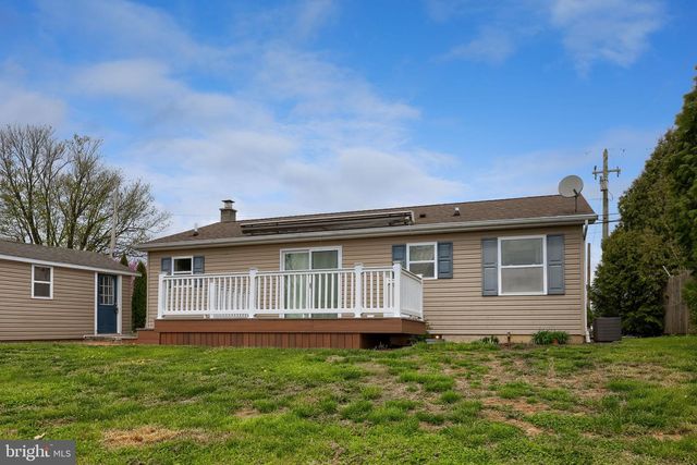 428 FROGTOWN RD, Pequea, PA 17565