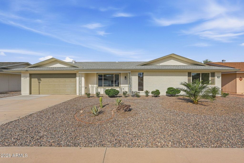 9326 W WILLOWBROOK Drive, Sun City, AZ 85373 — exterior