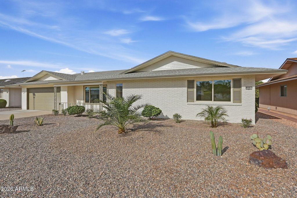 9326 W WILLOWBROOK Drive, Sun City, AZ 85373 — photo 2