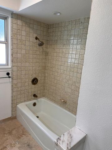 52 Coloma Way, Sacramento, CA 95819