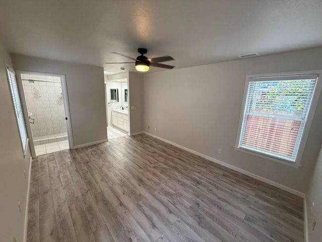 52 Coloma Way, Sacramento, CA 95819