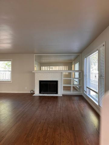 52 Coloma Way, Sacramento, CA 95819