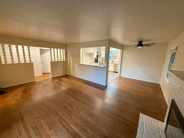 52 Coloma Way, Sacramento, CA 95819