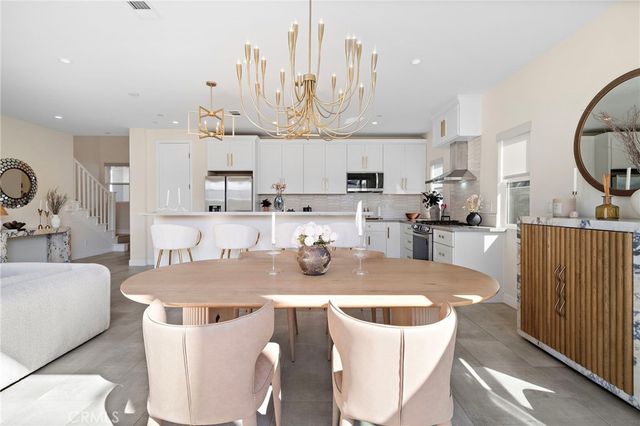 2573 Elden Avenue D, Costa Mesa, CA 92627