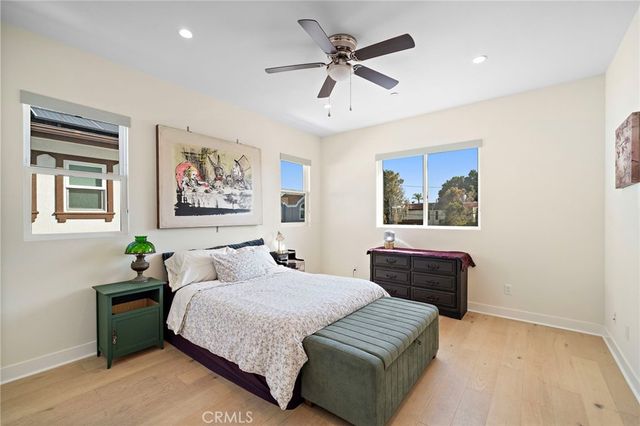 2573 Elden Avenue D, Costa Mesa, CA 92627